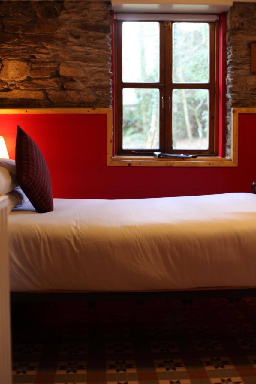 Moville Boutique Hostel & Apartments Экстерьер фото