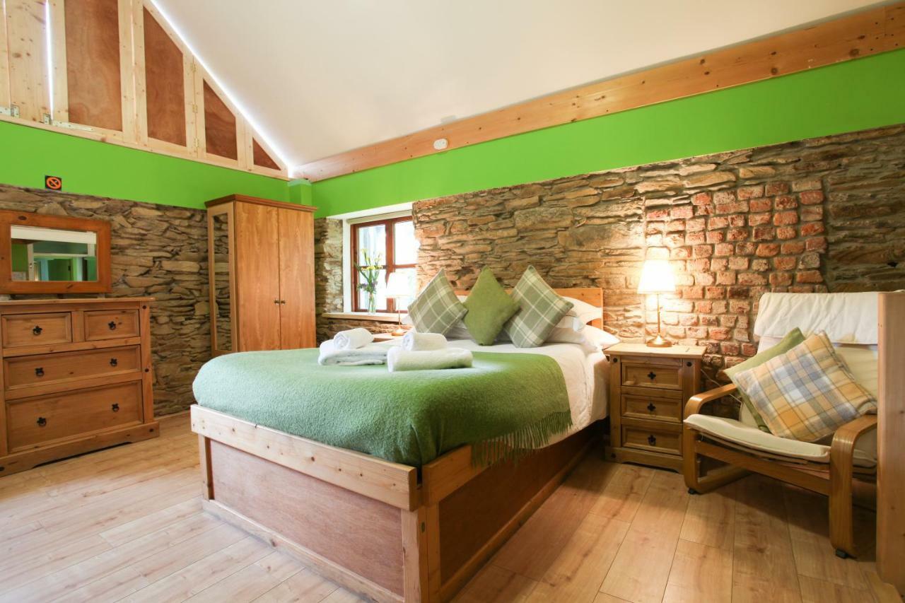 Moville Boutique Hostel & Apartments Экстерьер фото