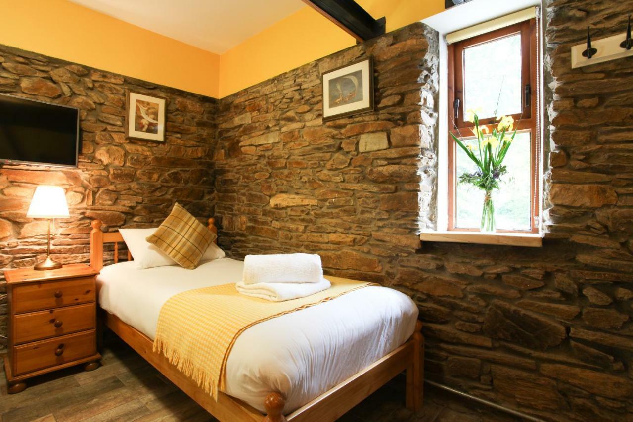 Moville Boutique Hostel & Apartments Экстерьер фото